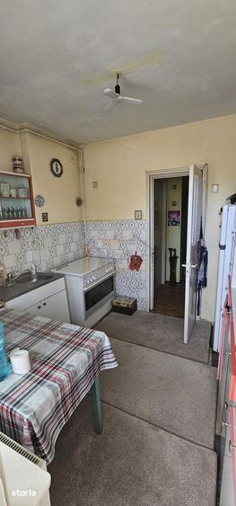 Vanzare 2 camere, 46 mp, Tractorul, zona 13 Decembrie - O. Goga - 6
