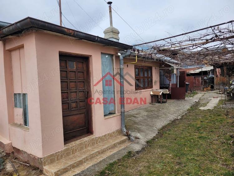 Casa in Banesti,-- 52.000e - 1