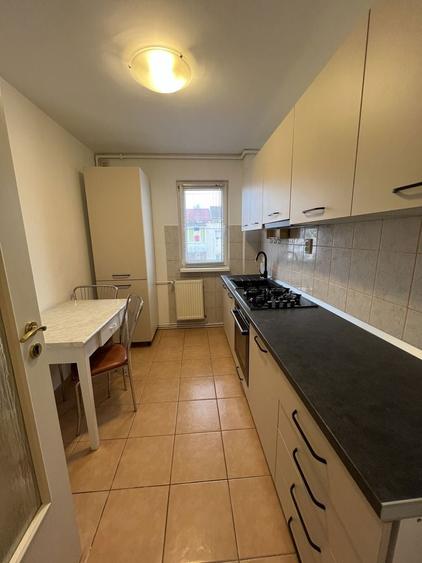 Inchiriez apartament cu 3 camere -Bulevardul Mihai Viteazu - 6