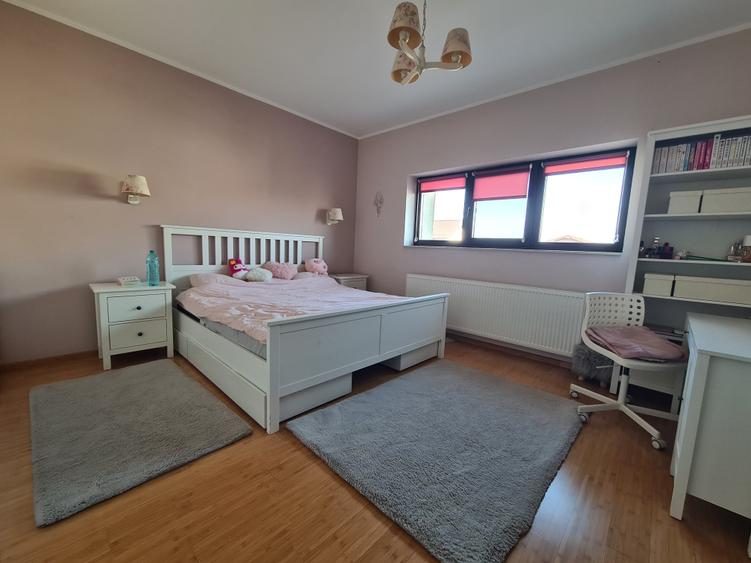 OMNIA-Proprietati alese! Casa ta. Asfalt,canalizare. Discount 15000 eur/15.12.25 - 19