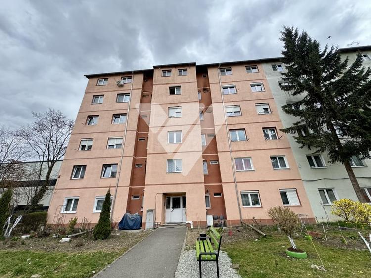 Apartament 2 camere, etaj intermediar - zona Mihai Viteazu Sibiu - 1