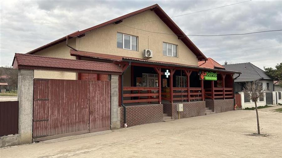 De vanzare spatiu comercial cu teren de 80 arii, Santioana, Jud Mures - 2