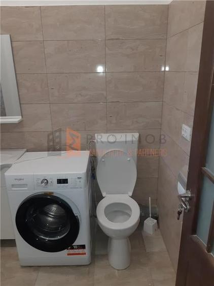 Apartament 3 camere cf 1 decomandat zona Centru - 8