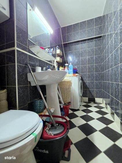 Apartament cu 4 camere decomandat în Vitan
