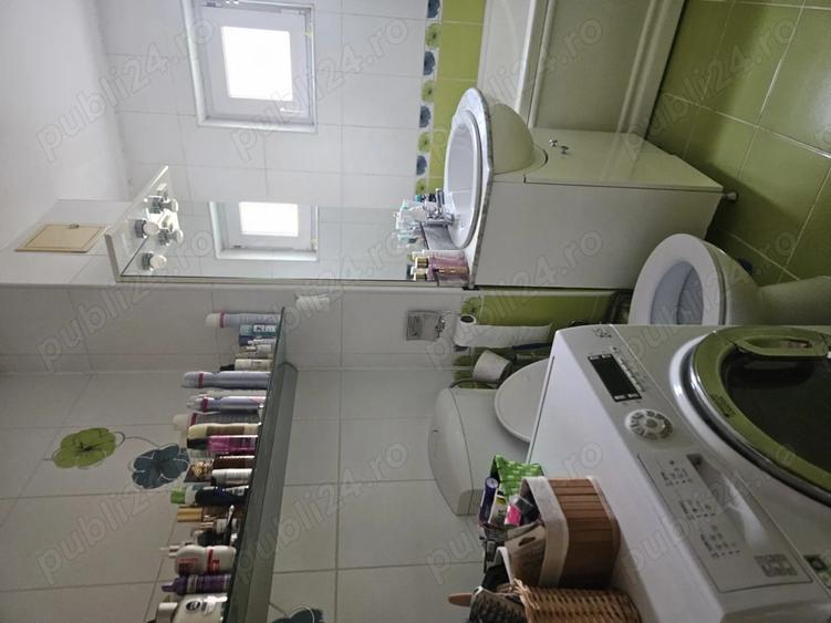 Apartament 2 camere,semidecomandatBul.Dambovita,etaj 2 - 1