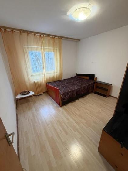 Vanzare 2camere Decomandat Bloc Reabilitat Termic Metrou Crangasi - 3