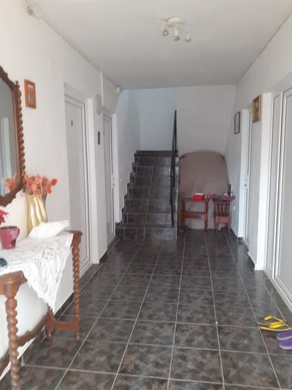 Casă cu 4 camere în Costinești