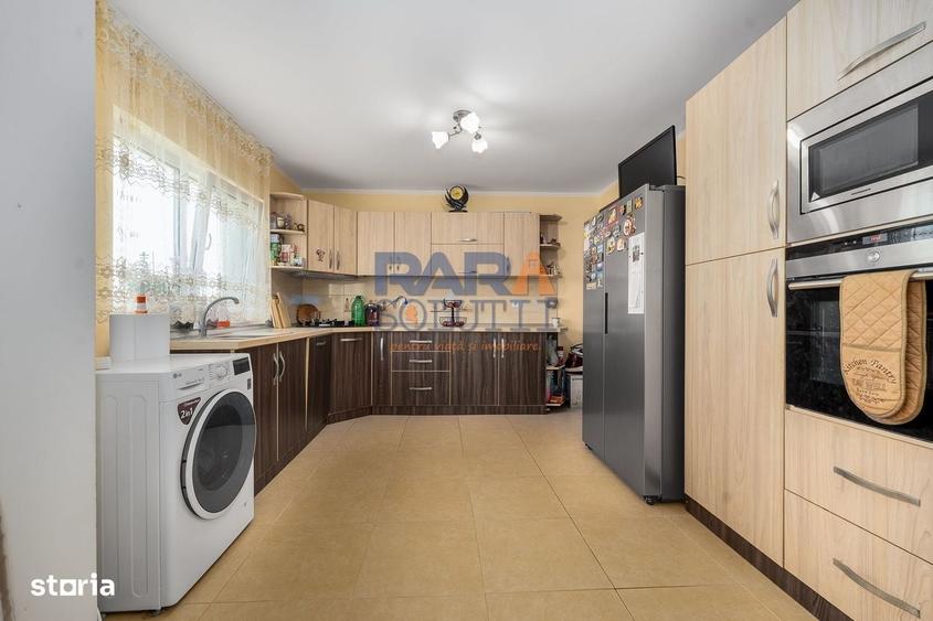 Casă cu 4 camere în Cordun