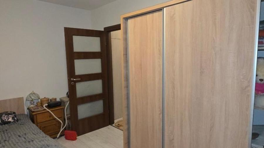 Apartament cu 2 camere semidecomandat în Colentina