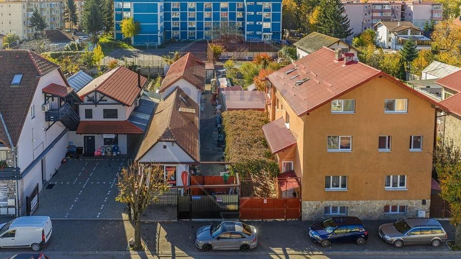 Casă individuală cu 6 camere cu Teren 467.60000610352 Mp în Aurel Vlaicu