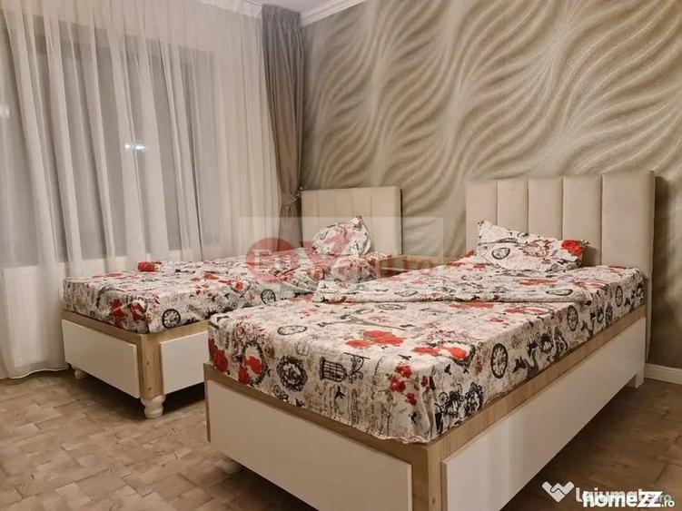 Casă cu 7 camere cu Teren 300 Mp în Faleză
