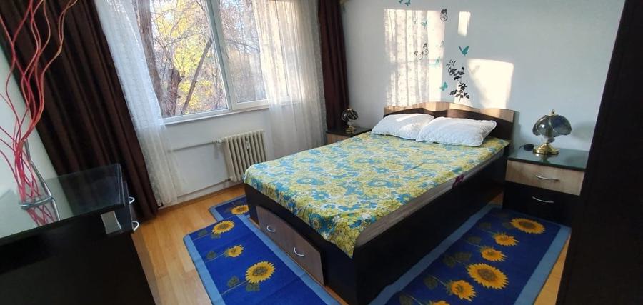 Apartament cu 2 camere semidecomandat în Berceni