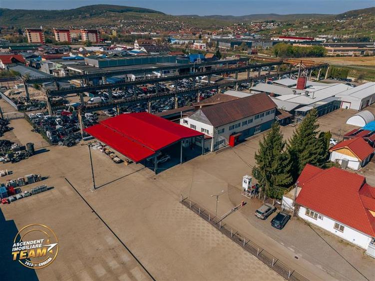 Teren Construcții intravilan de 2721 mp, în Central
