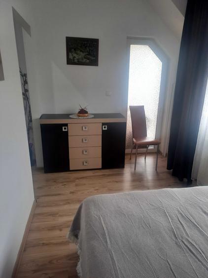 Apartament cu 2 camere semidecomandat în Florești