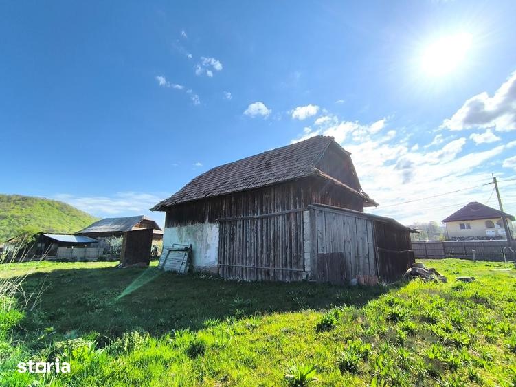 Casă cu 3 camere cu Teren 3200 Mp în Meseșenii de Jos
