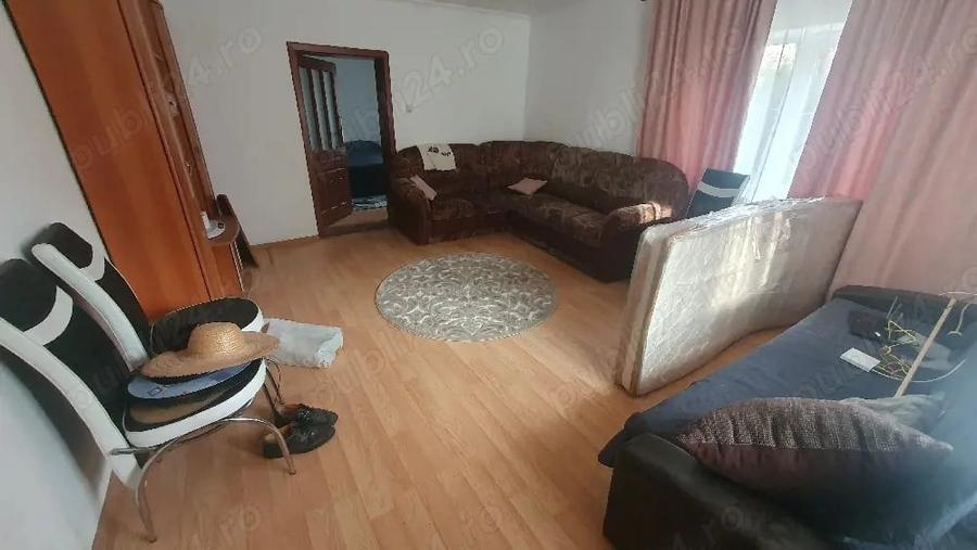 Casă cu Teren 3000 Mp în Dăbâca