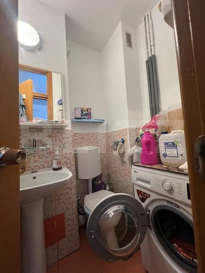 Apartament cu 3 camere decomandat, mobilat în Unirii