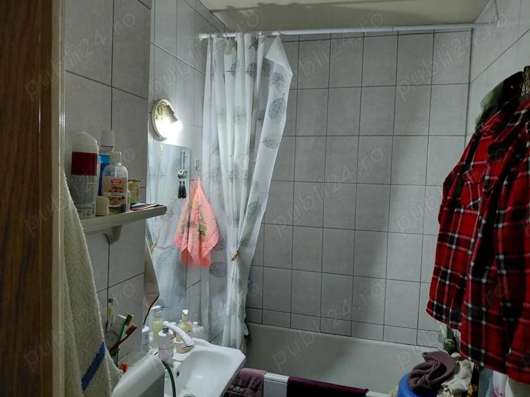 Apartament cu 2 camere semidecomandat în Giurgiului