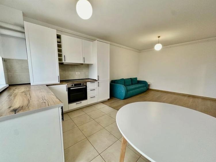 Apartament cu 2 camere decomandat în Sânpetru