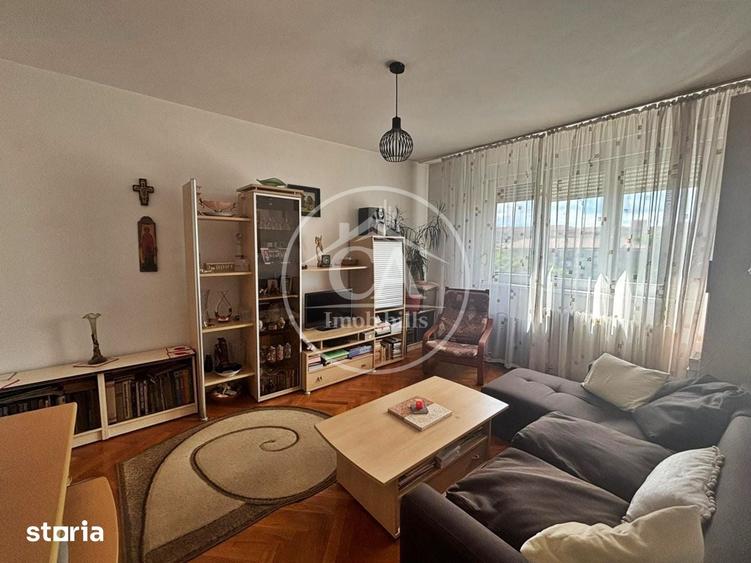 Apartament cu 3 camere decomandat în Dacia
