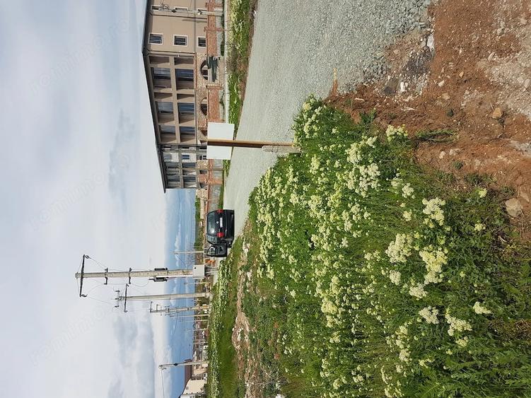 Teren de 1461 mp, în Central