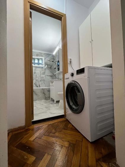 Apartament cu 3 camere semidecomandat, mobilat în Circumvalațiunii