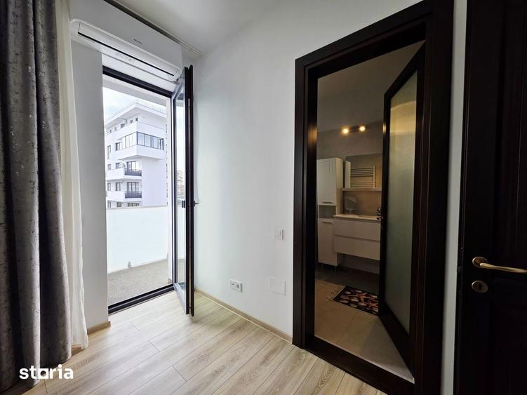 Apartament cu 3 camere în Craiovei