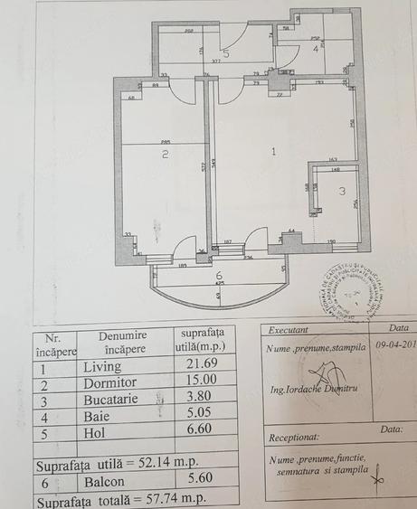 Apartament cu 2 camere decomandat în Central