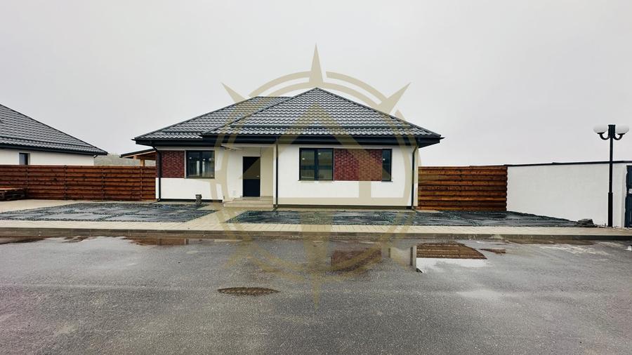 DOM00329 - Vila pe un singur nivel teren 500 mp Corbeanca - 2