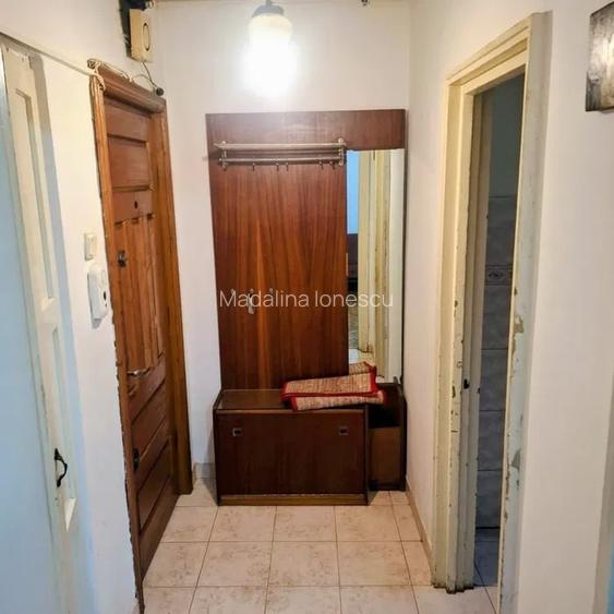 Apartament doua camere semidecomandat-zona tomis 2