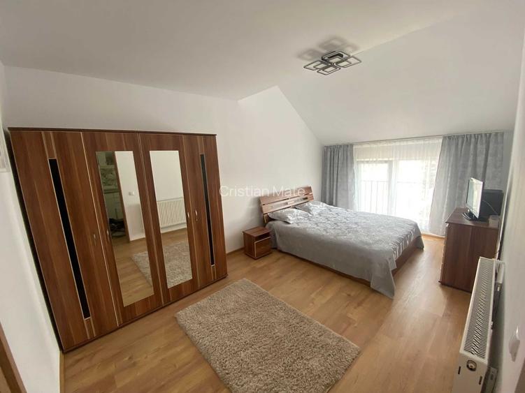 Apartament cu 2 camere semidecomandat, mobilat în Iris