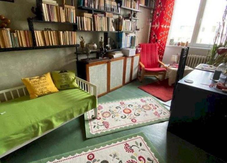 Vanzare Apartament 4 camere cu Centrala, boxa, 2 bai in 1 Decembrie, Scoala 116 - 3