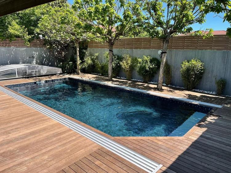 Casa eficienta energetic cu piscina in Giroc - 1