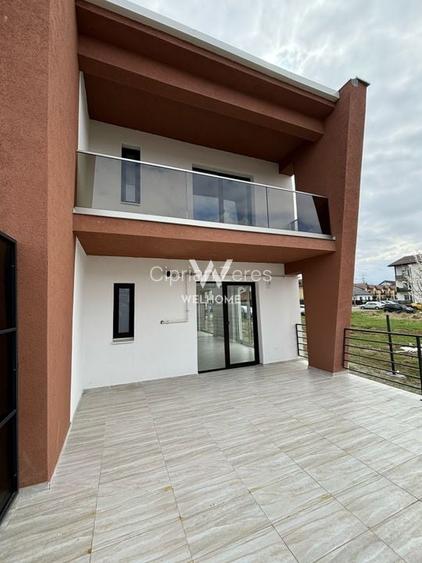 Duplex cu garaj ,în cartier linistit . Gata de mutare !
