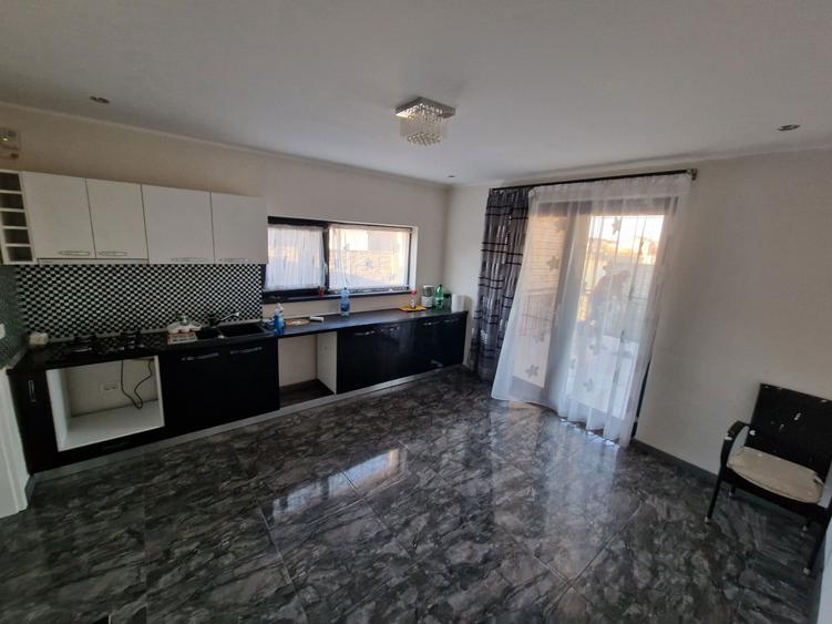 Inchiriez vila la Sacalaz in cartier Europa - proprietar - 4