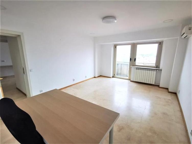 Vanzare spatiu de birouri intersectia  Alba Iulia - 12