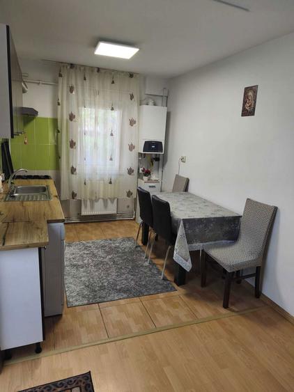Apartament de inchiriat. - 4