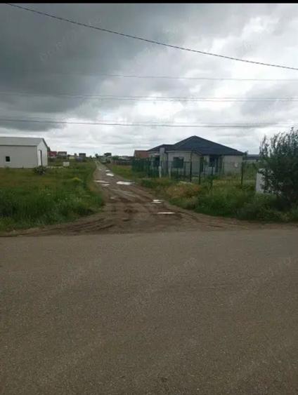 Vand teren intravilan 500 mp Ghercesti, 55 euro mp 55 EUR negociabil - 7