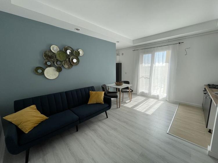 Inchiriez apartament 2 camere tip STUDIO COSMOPOLIS - 1