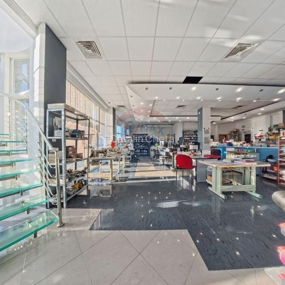 Showroom de vanzare, Calea Romanului - Bacau