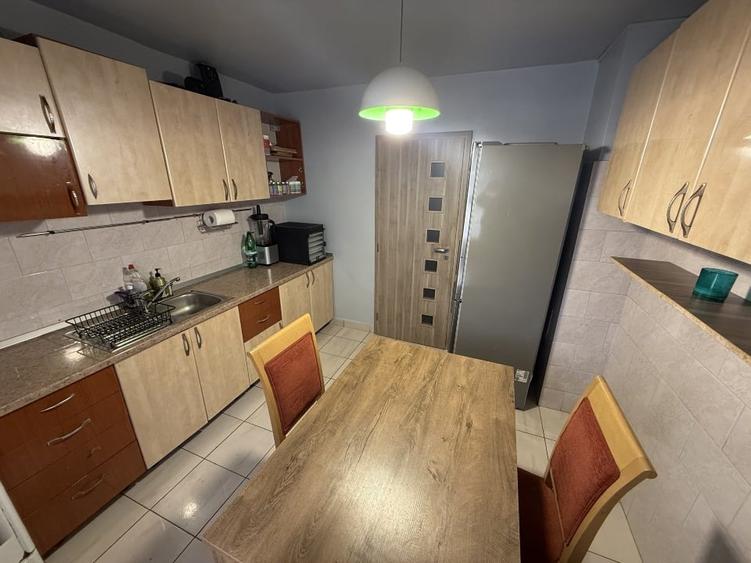 PROPRIETAR Aradului 3 camere decomandat, 2 bai, etaj 1, FARA COMISION - 7