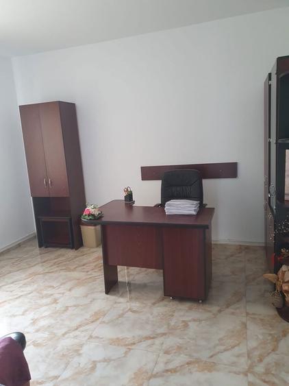 Casa si teren de vanzare 372m2 - 2