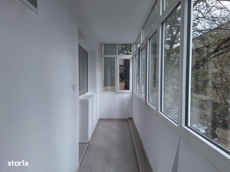 Apartament 3 camere decomandate,renovat,etaj 1,Piata Sud - 9