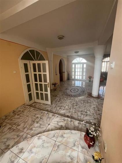 RECO Vila cu 1200 mp teren- Sanmartin-Beverly Hills - 2