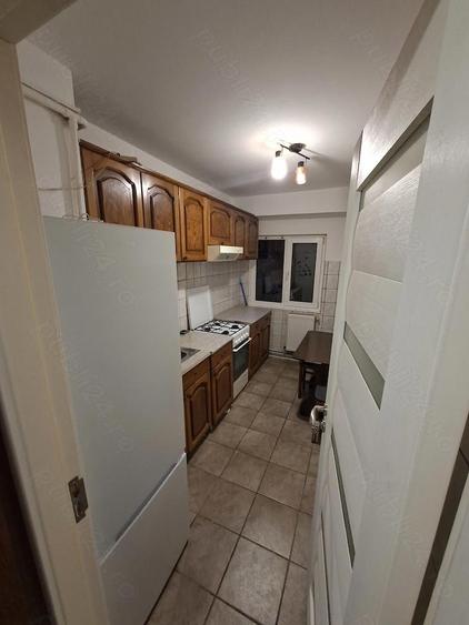 Inchiriez apartament Dambovita - 8