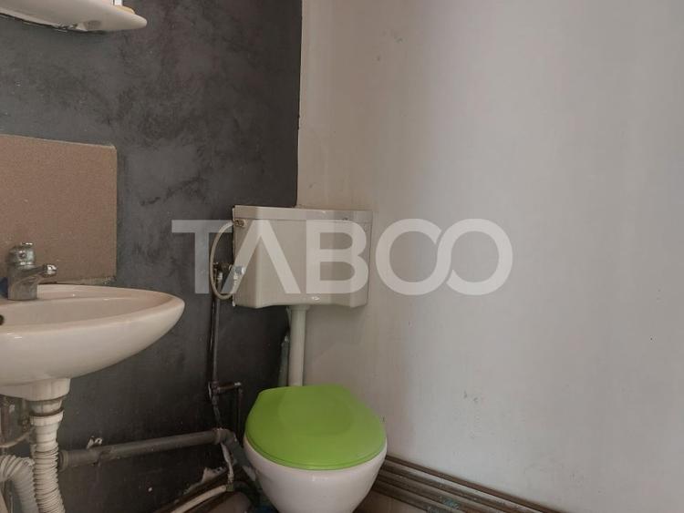 Spatiu comercial de inchiriat 55 mp vitrina la strada Orasul de Jos - 6