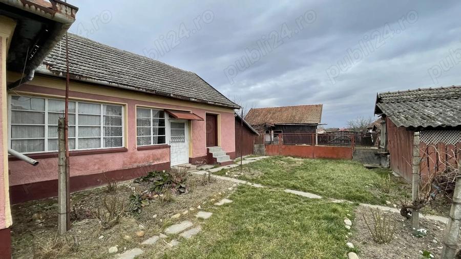 Vand Casa in Salard 2500mp - 2