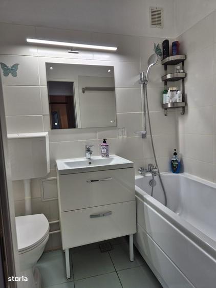 Apartament decomandat cu 4 camere, balcon, centrala, 2 locuri parcare - 13