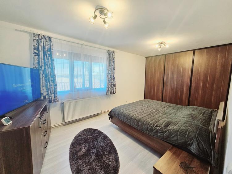 Casa Modernă, curte cu foișor-Mogoșoaia,  Șos. Bucuresti-Targoviste - 8