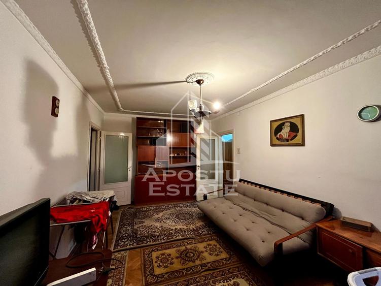 Apartament 3 camere plus boxa,etaj intermediar,zona Olimpia/Complex - 1